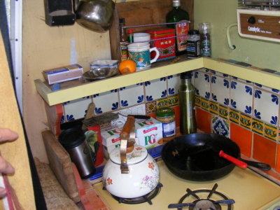 Compact kitchen.JPG