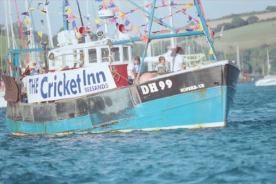 Crabbers Race - Superb Us.jpg