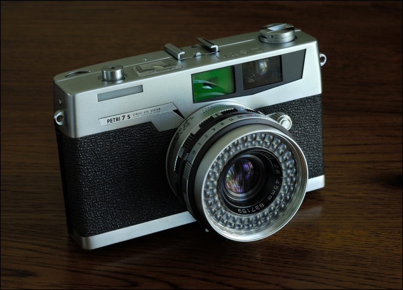Petri 7s 45mm f2.8, c1963.