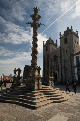 140427-231-Porto-Cathedrale.jpg