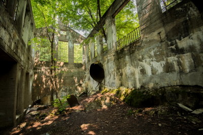 150703-09-Parc de la Gatineau - Ruines Carbide Willson.jpg