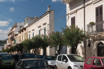 160929-164-Ostuni - Facade trompeuse.jpg