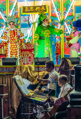 Wat Tuk community festival
