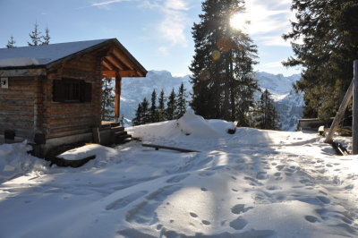 Nice hut on the way up to Seblengrat