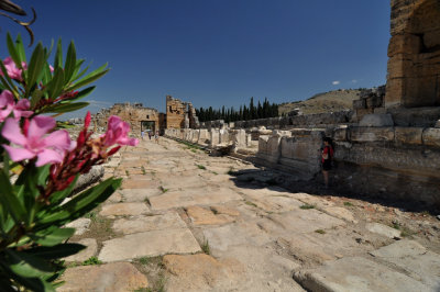 Hierapolis - ancient throughfare