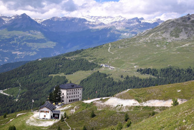 Hotel Weisshorn & St-Luc ski area