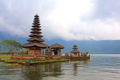 Ulun Danu Bratan 2.pb.jpg