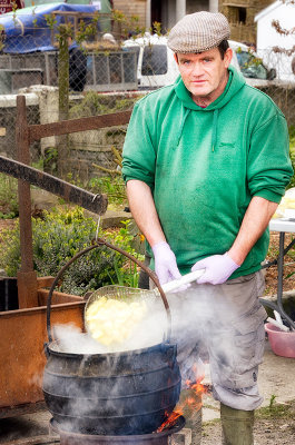 Cooking the Spuds�Cooking the SpudsCooking the Spuds�Cooking the Spuds