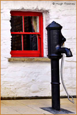 Ireland - Derry - Derry Craft Village - Old Water Pump 