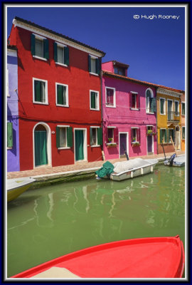 Venice - Burano Island - Colourful housing on Fondamenta Pontinello Sinistra 