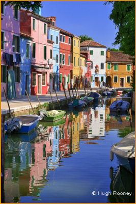  Venice - Burano Island - Colourful housing on Fondamenta Cao di Rio a Destra 