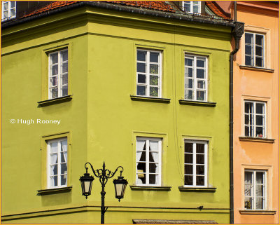  Warsaw - Colourful facades in Plac Zamkowy or Castle Square 