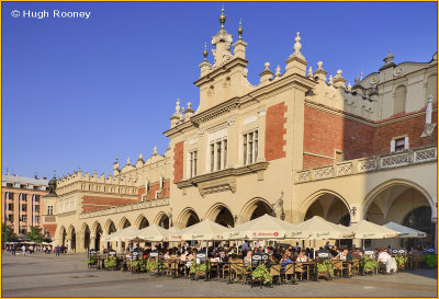  Krakow - Rynek Glowny with the Cloth Hall or Sukiennice 