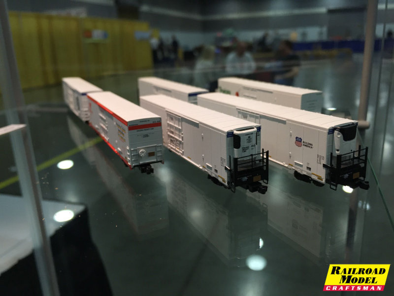 American Z Lines: Z scale Trinity 64 Reefer - multiple variations on the reefer units.