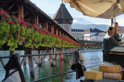 A cheesy-day on the river Reuss