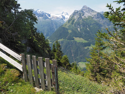 Haldi above Schattdorf this view.