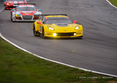 Corvette Leads Audi - GT Le Mans