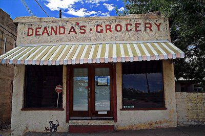 Deanda's Grocery