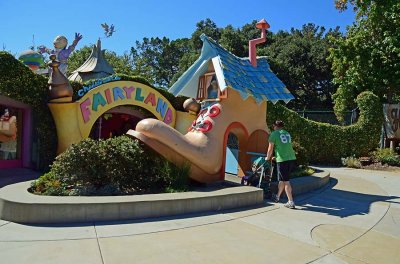 Children's Fairyland Entrance
