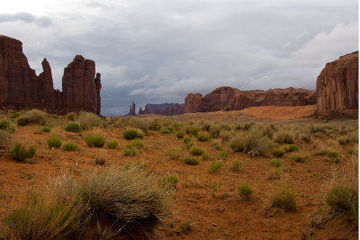 TOTEM POLE AND THUNDERBIRD MESA