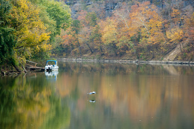 SHAKERTOWN BOAT RIDE