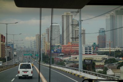 Rare fast traffic in Manila