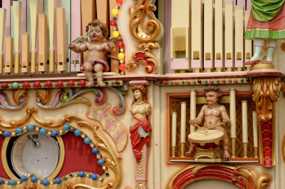 naughty corner of a massive Gavioli fairground organ