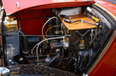 ….with roughly what you might expect to see under the bonnet...