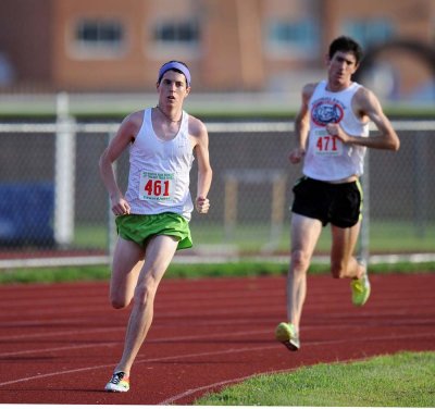 1600m, 1st turn