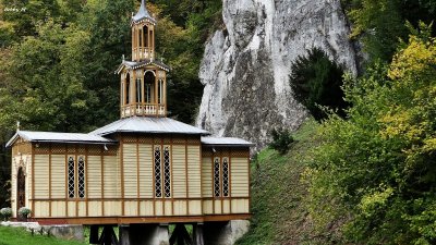 Chapel on the Water