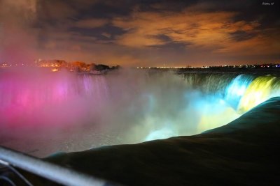 Canadian Falls at night