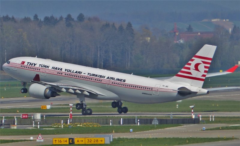 Airbus A330-203