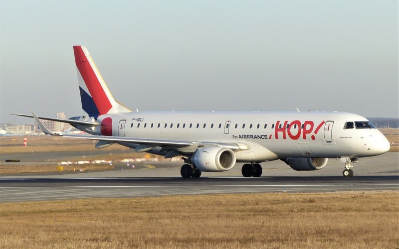 Embraer ERJ-190STD