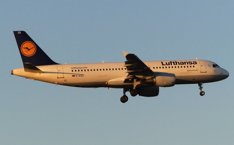 Airbus A320-200