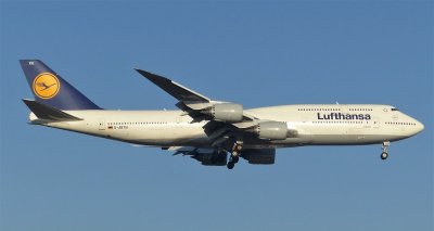 Boeing 747-830