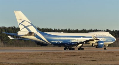 Boeing 747-4HAF(ER)