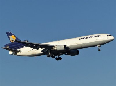McDonnell Douglas MD-11 