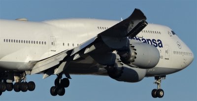 Lufthansa D-ABYS