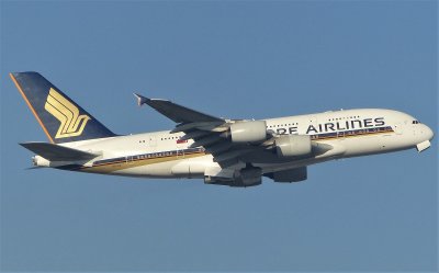  Airbus A380-841 