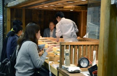 Alley Sushi Bar at Tsukiji 3864