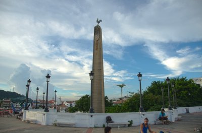 independence from Colombia monument