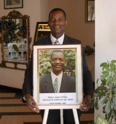 Cameroun, Papa André maître dhôtel au Transcam
