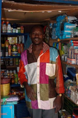 Mali, Mon ami Yabba à sa boutique
