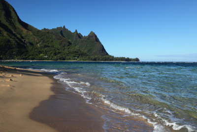 Morning at Makua (Tunnels)