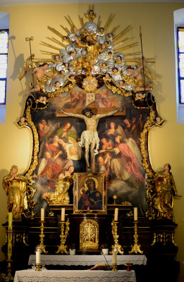 Kahlenbergkirche Altar.jpg