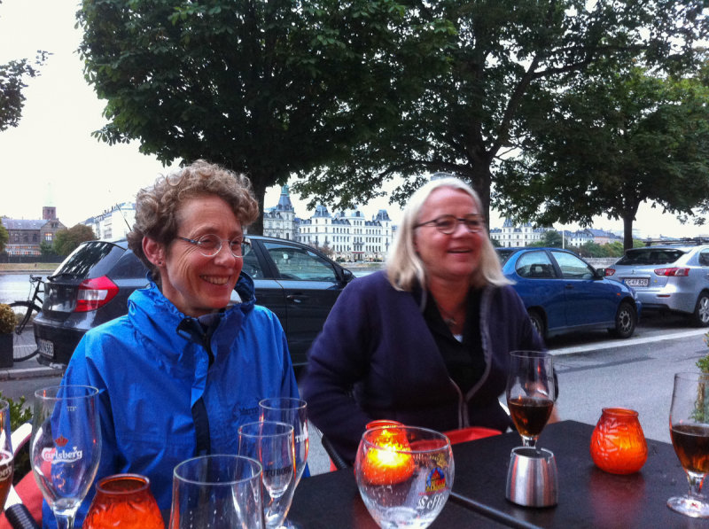 CPH-MikesBDay-iPhone-4.jpg