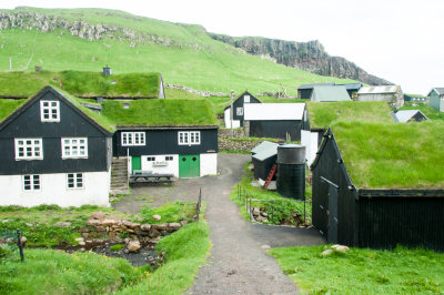 Maisons traditionnelles sur l'le de Mykines / Traditional houses on Mykines Island