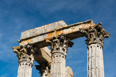 Temple de Diane / Templo romano