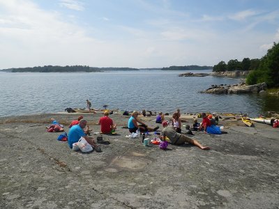 Lrdagens lunch vid Hallonstenarna