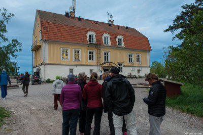 På öpromenad, Finnhamns vandrarhem